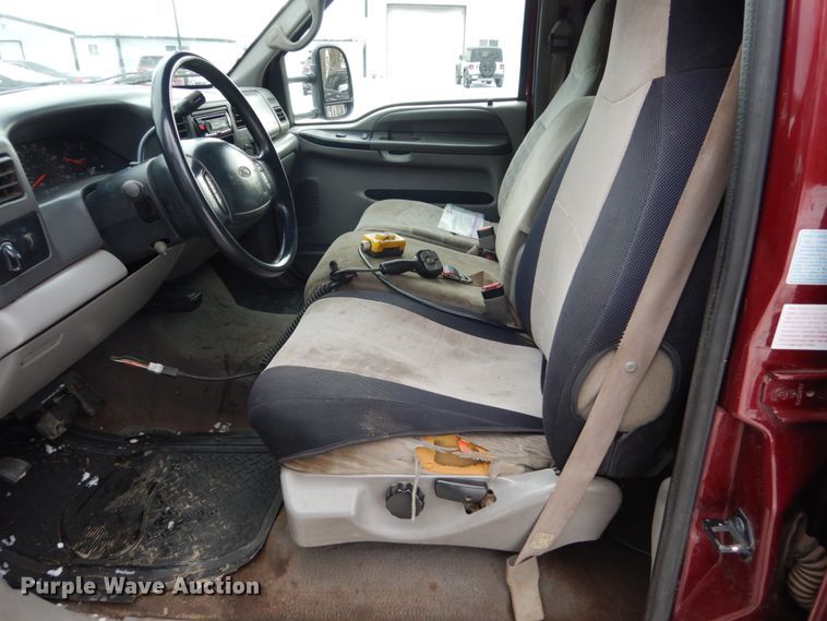 image for item FU9117 2000 Ford F350 Super Duty Crew Cab dump bed pickup truck