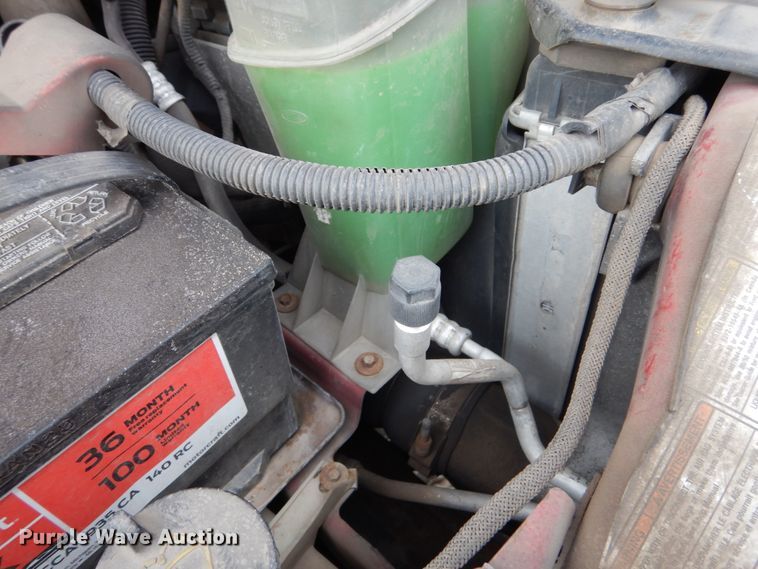 image for item FU9117 2000 Ford F350 Super Duty Crew Cab dump bed pickup truck