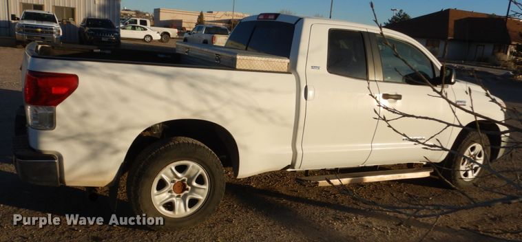 image for item FU9129 2010 Toyota Tundra Double Cab pickup truck