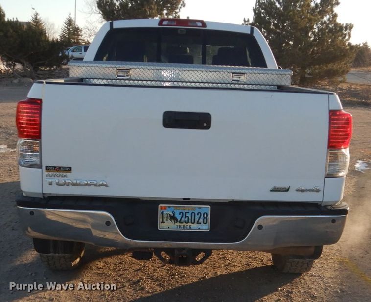 image for item FU9129 2010 Toyota Tundra Double Cab pickup truck
