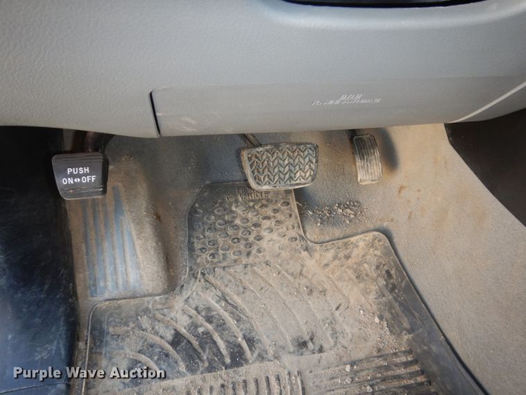 image for item FU9129 2010 Toyota Tundra Double Cab pickup truck