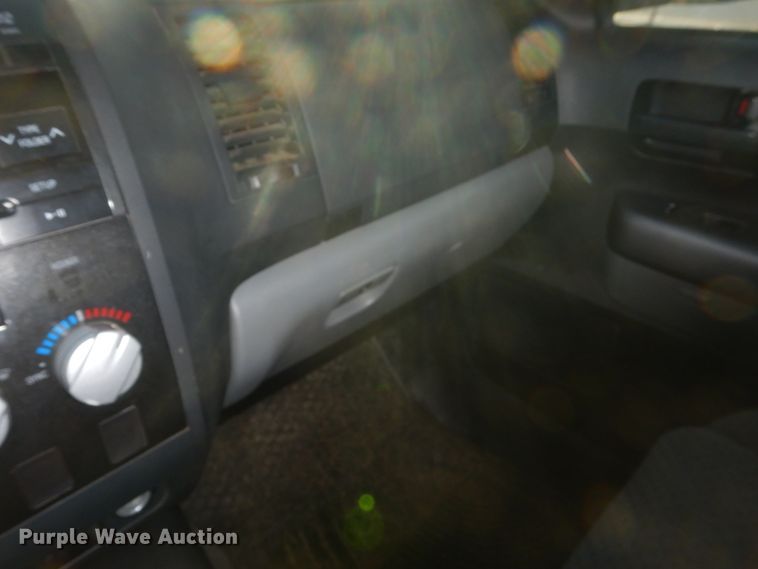 image for item FU9129 2010 Toyota Tundra Double Cab pickup truck