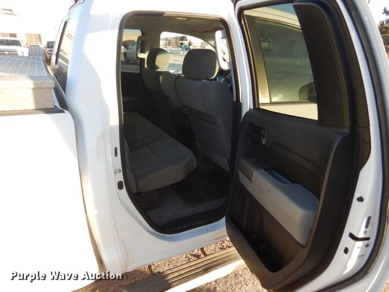 image for item FU9129 2010 Toyota Tundra Double Cab pickup truck