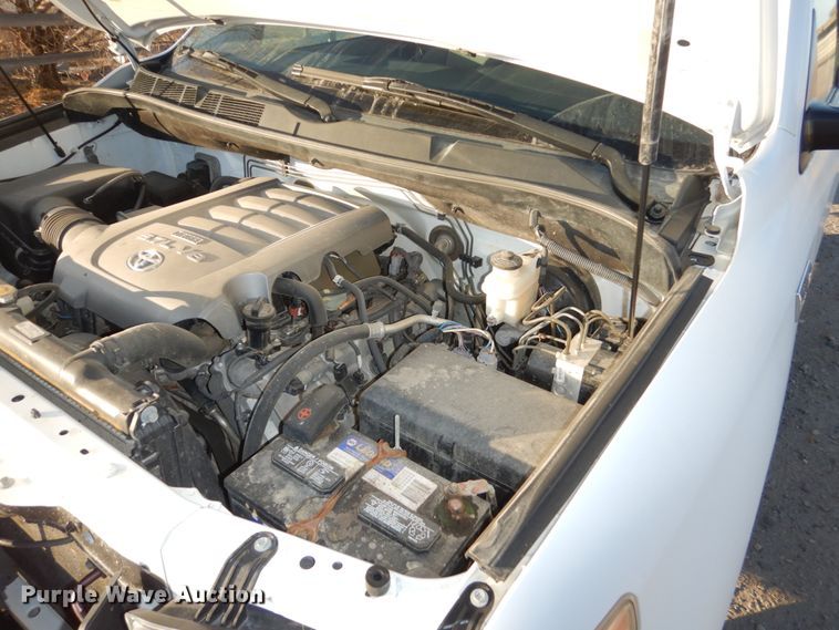 image for item FU9129 2010 Toyota Tundra Double Cab pickup truck