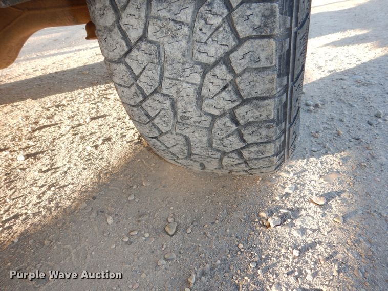 image for item FU9129 2010 Toyota Tundra Double Cab pickup truck