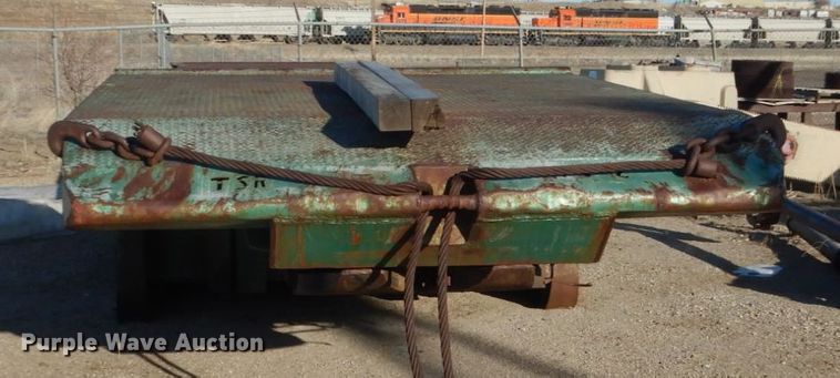 image for item FU9130 1990 shop built drop deck trailer