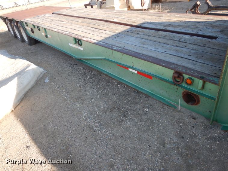 image for item FU9130 1990 shop built drop deck trailer