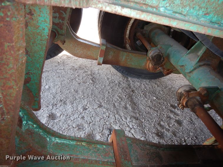 image for item FU9130 1990 shop built drop deck trailer