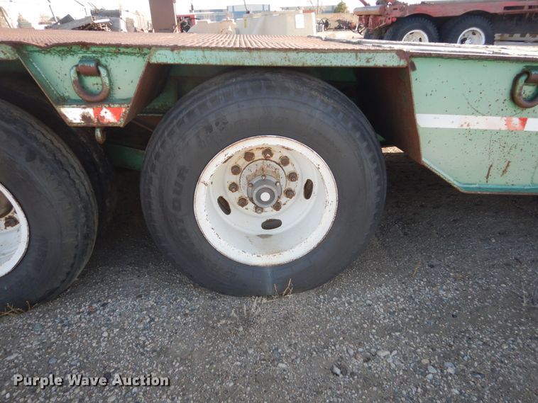 image for item FU9130 1990 shop built drop deck trailer
