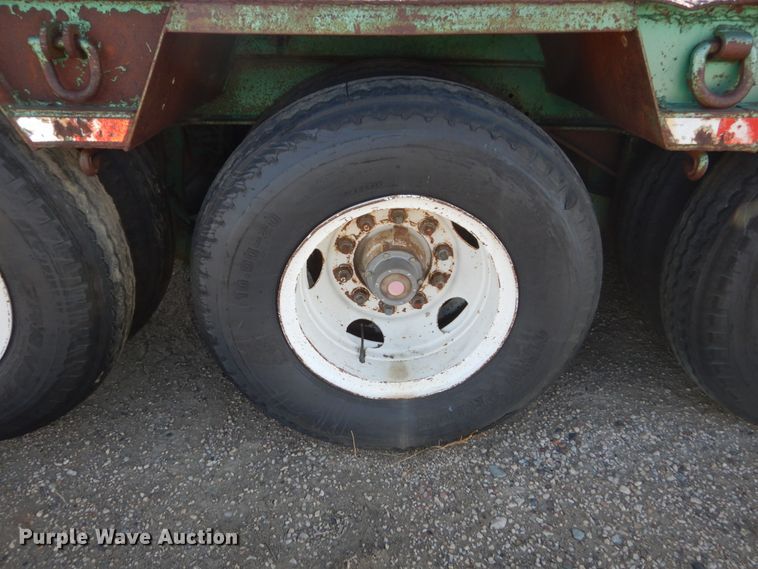 image for item FU9130 1990 shop built drop deck trailer