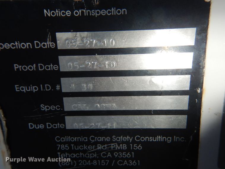 image for item FU9133 2005 Sterling L7500 crane truck