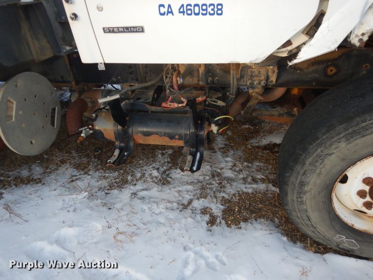 image for item FU9133 2005 Sterling L7500 crane truck