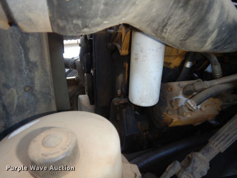 image for item FU9133 2005 Sterling L7500 crane truck