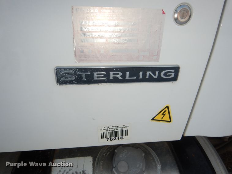 image for item FU9133 2005 Sterling L7500 crane truck