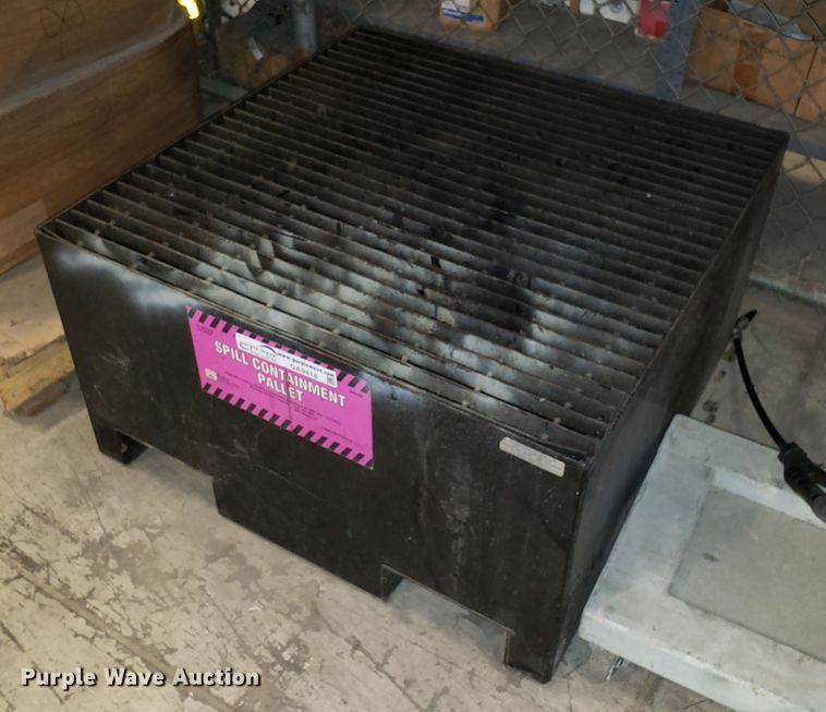 image for item GA9418 Bulk oil containment pallet