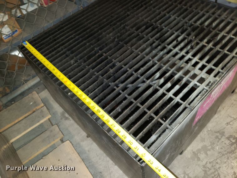 image for item GA9418 Bulk oil containment pallet