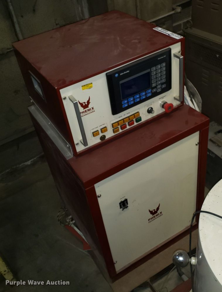 image for item GA9426 Phenix 6CC 2 Hi-Pot bucket truck insulation tester