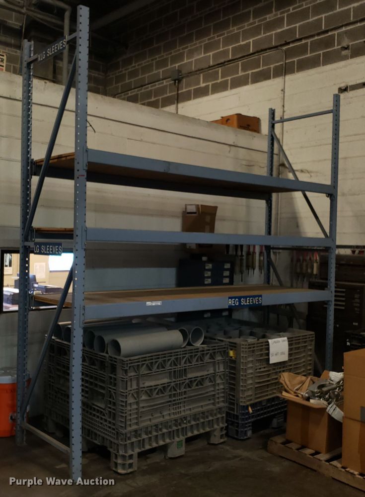 image for item GA9433 Pallet racking