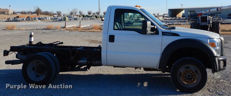 image for item GB9614 2013 Ford F550 Super Duty truck cab and chassis