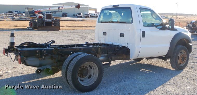 image for item GB9614 2013 Ford F550 Super Duty truck cab and chassis