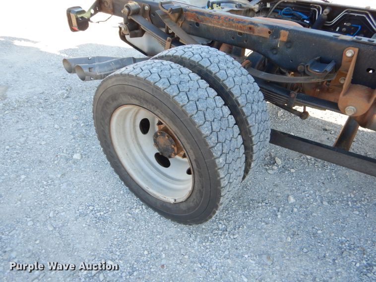 image for item GB9614 2013 Ford F550 Super Duty truck cab and chassis