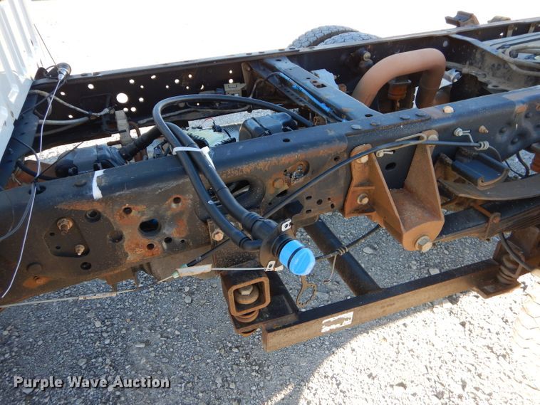 image for item GB9614 2013 Ford F550 Super Duty truck cab and chassis