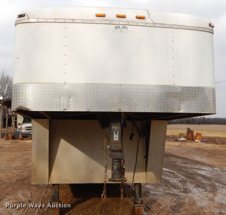 image for item GB9652 2003 Cargo 32GN enclosed cargo trailer