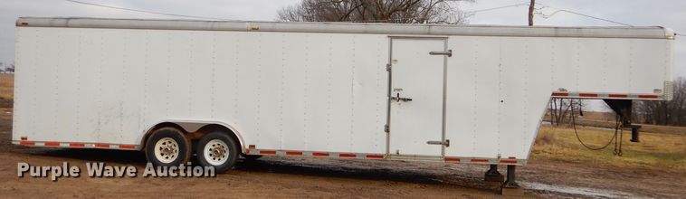 image for item GB9652 2003 Cargo 32GN enclosed cargo trailer