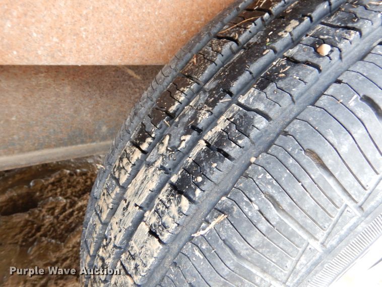 image for item GB9652 2003 Cargo 32GN enclosed cargo trailer