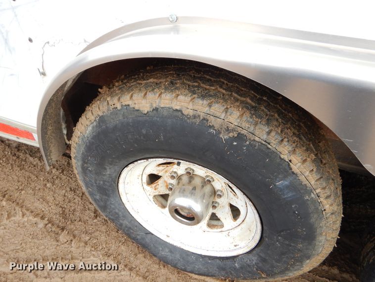 image for item GB9652 2003 Cargo 32GN enclosed cargo trailer