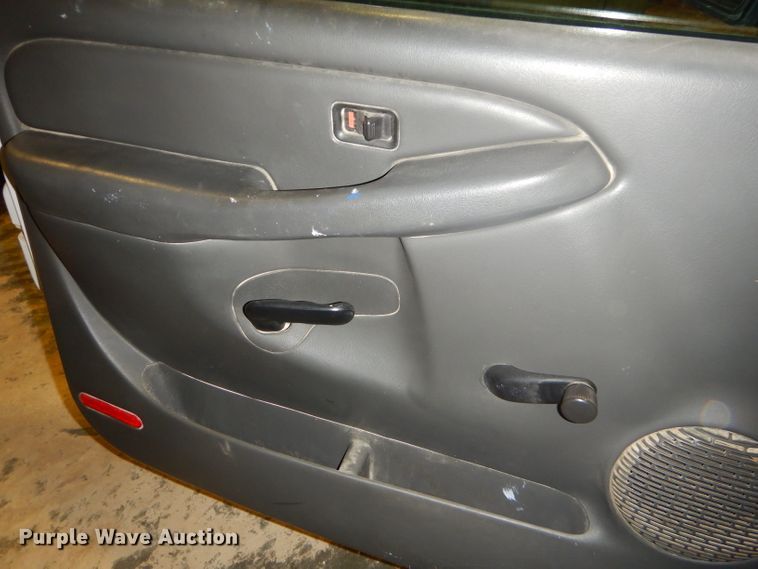 image for item GB9683 2007 Chevrolet Silverado 1500 pickup truck