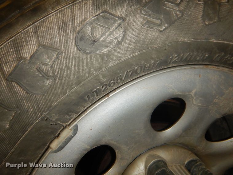 image for item GB9683 2007 Chevrolet Silverado 1500 pickup truck