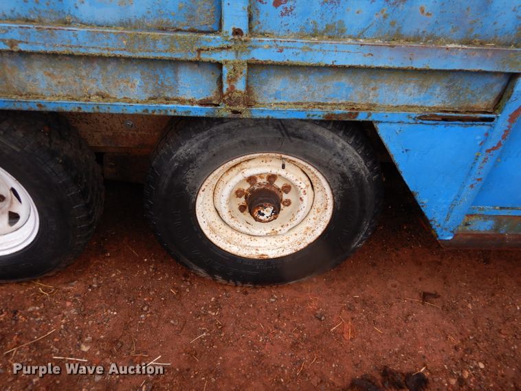 image for item GE9049 Star livestock trailer