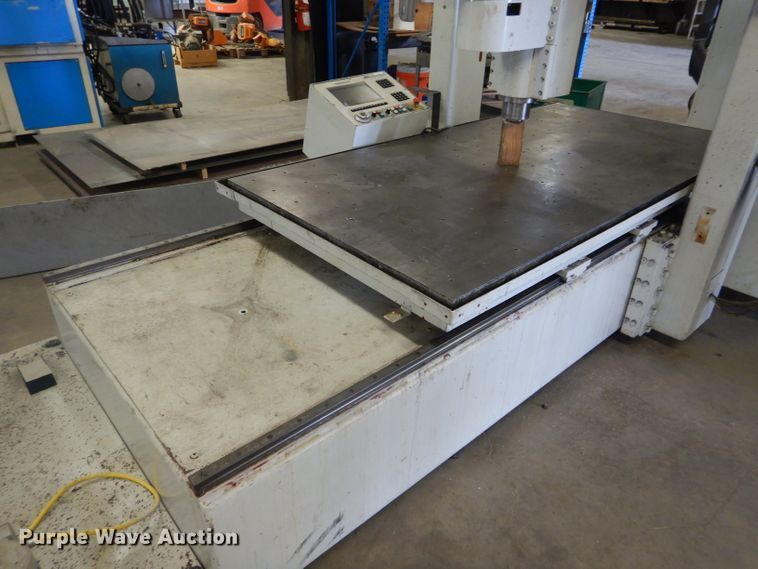 image for item GE9054 2008 Milltronics BR50 CNC vertical bridge mill