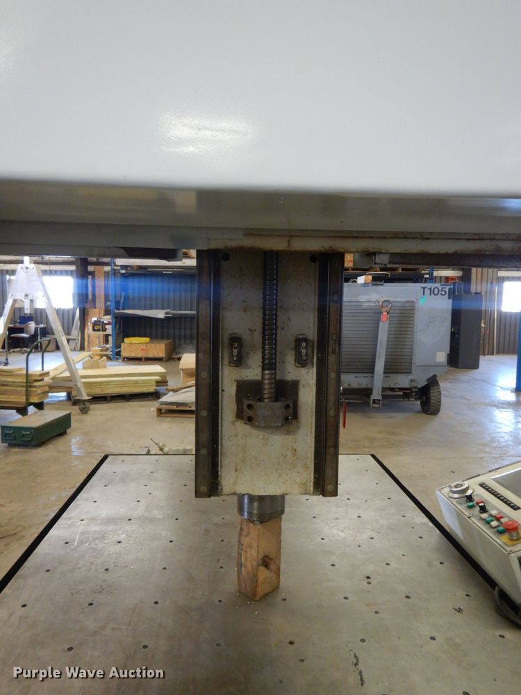 image for item GE9054 2008 Milltronics BR50 CNC vertical bridge mill