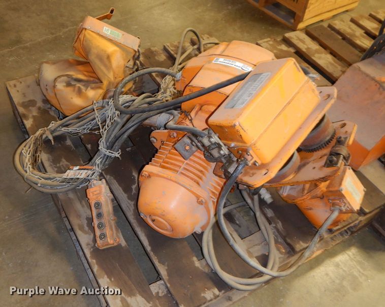 image for item GE9056 Harrington MS3-540 hoist