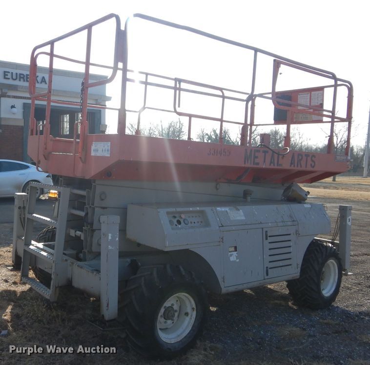 image for item GE9059 Mec 3391RT scissor lift