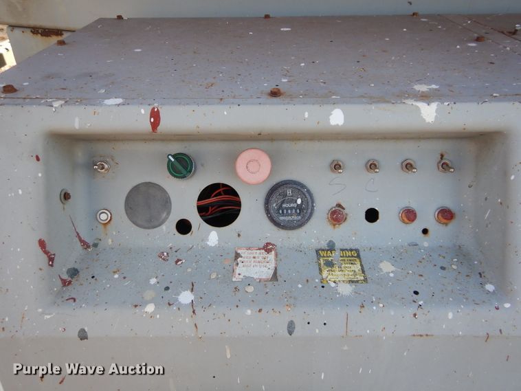 image for item GE9059 Mec 3391RT scissor lift