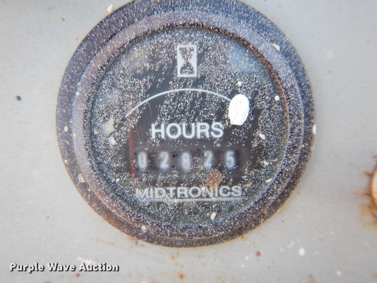 image for item GE9059 Mec 3391RT scissor lift