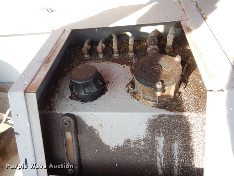 image for item GE9059 Mec 3391RT scissor lift