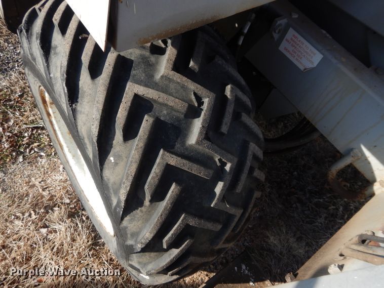 image for item GE9059 Mec 3391RT scissor lift