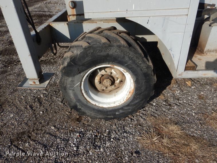 image for item GE9059 Mec 3391RT scissor lift