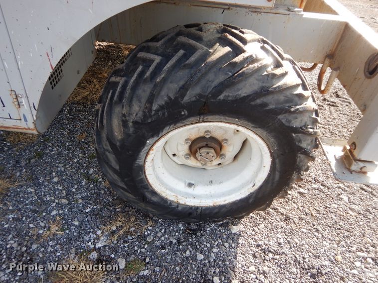 image for item GE9059 Mec 3391RT scissor lift