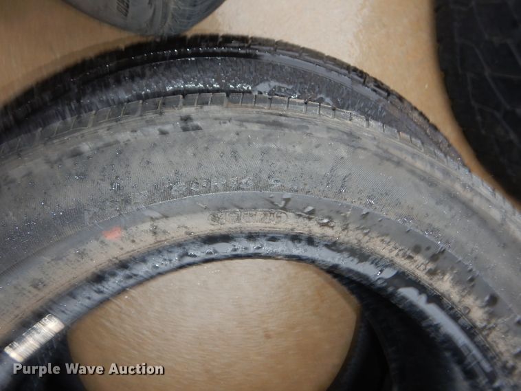 image for item GE9062 Tires and wheels