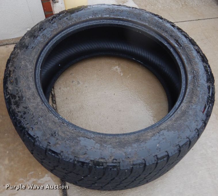 image for item GE9062 Tires and wheels