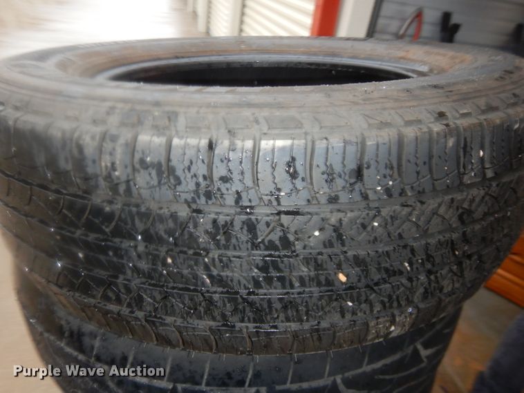 image for item GE9062 Tires and wheels