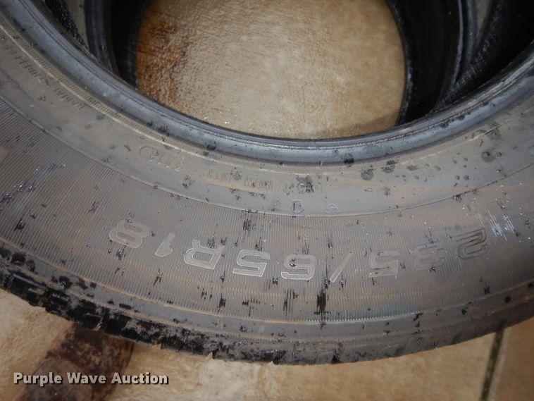 image for item GE9062 Tires and wheels
