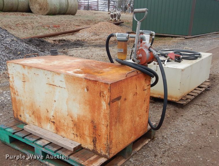 image for item GE9065 (2) fuel tanks