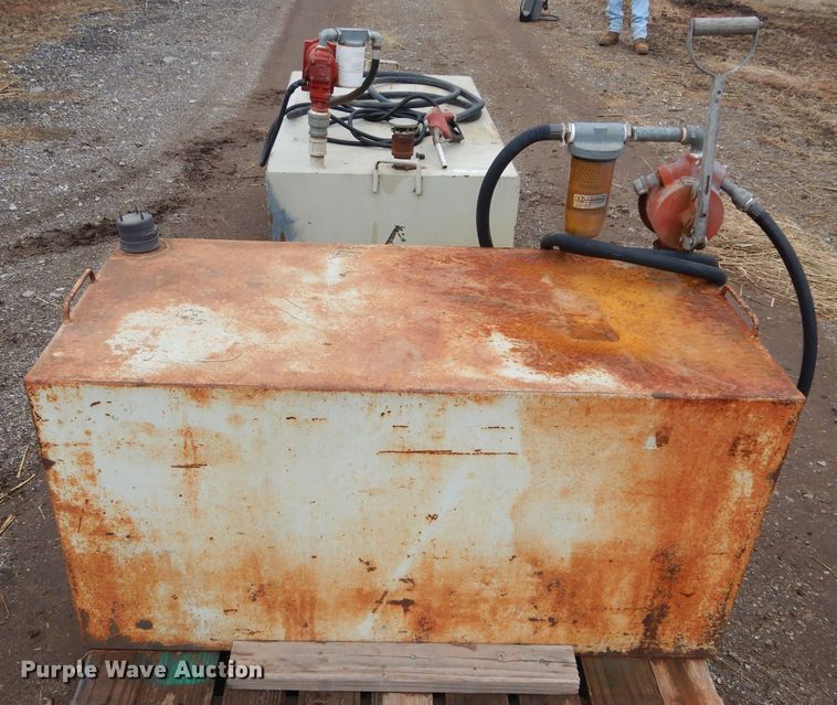 image for item GE9065 (2) fuel tanks