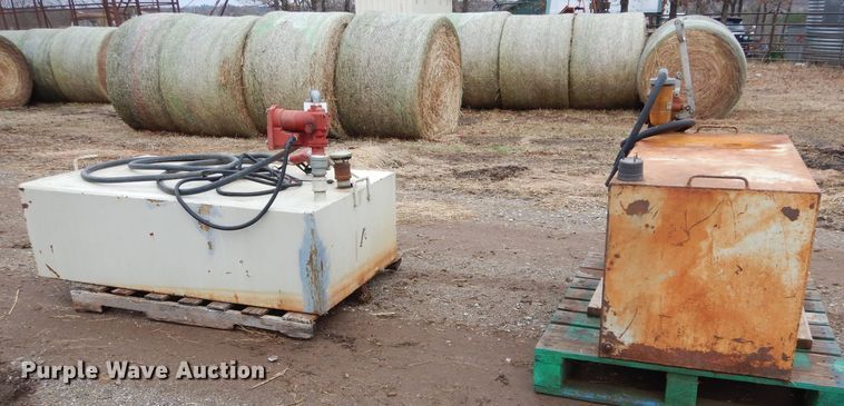 image for item GE9065 (2) fuel tanks